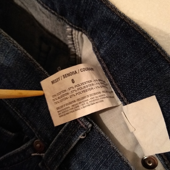 Gloria Vanderbilt Amanda capri jeans - Picture 7 of 11